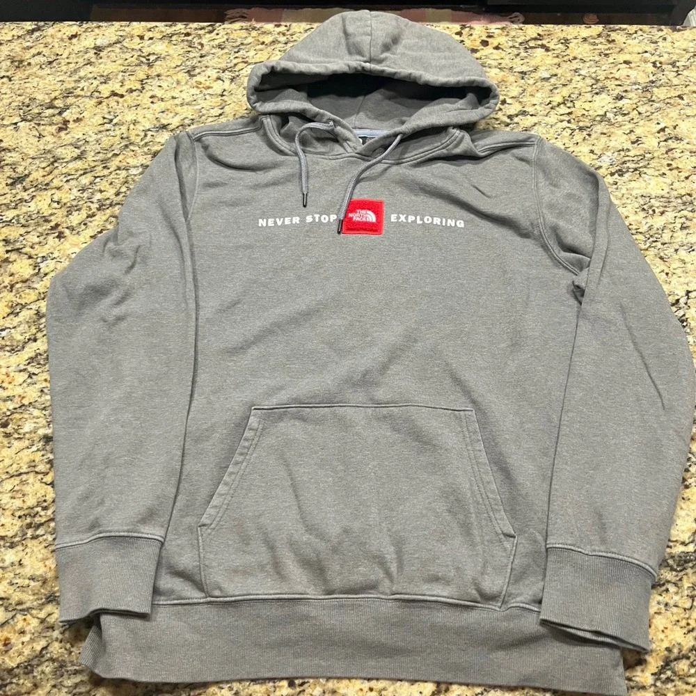 The North Face Mens XL Gray Never Stop Exploring Red Box Logo Pullover Hoodie